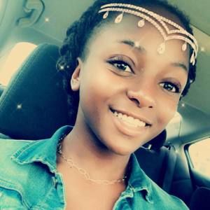 Meet your Posher, Kori